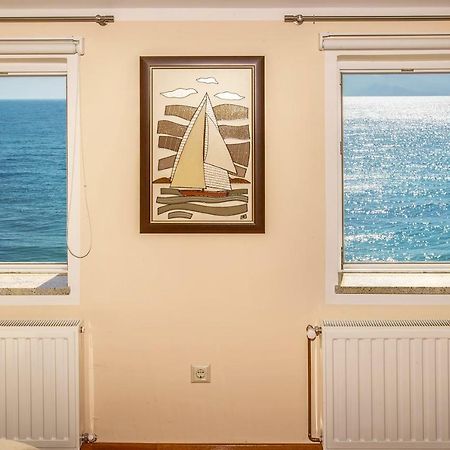Apartment Bojan With Terrace And Sea View บัชกา ภายนอก รูปภาพ