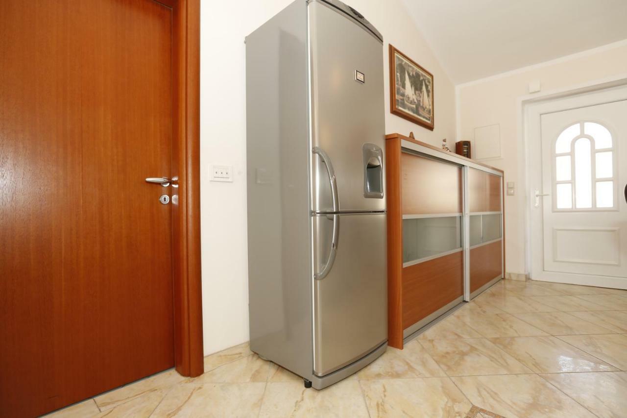 Apartment Bojan With Terrace And Sea View บัชกา ภายนอก รูปภาพ